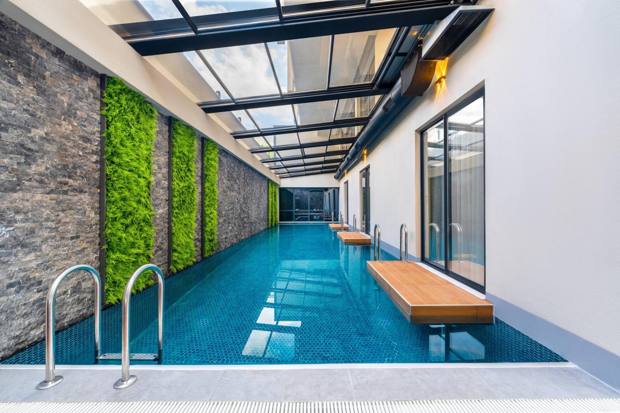 Lexia Otel